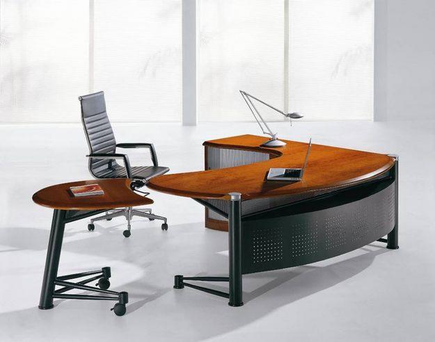 How to Buy the Perfect Executive Desk for your Office