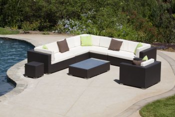 Classy Ideas for Outdoor Seating Arrangement